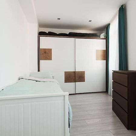 Ambassador Apartment 바이아마레 외부 사진