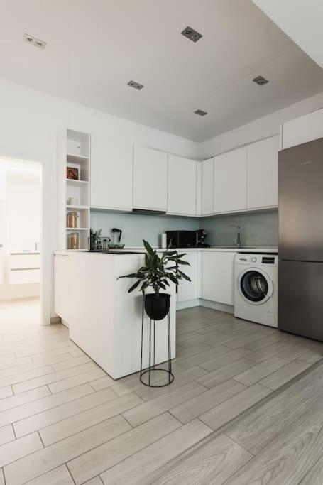 Ambassador Apartment 바이아마레 외부 사진