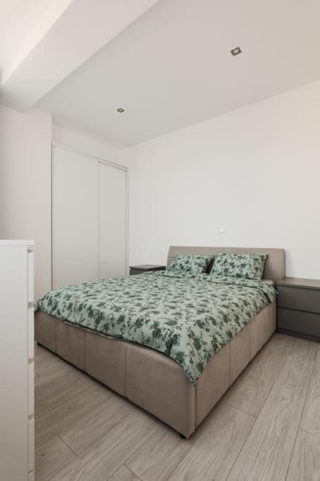 Ambassador Apartment 바이아마레 외부 사진