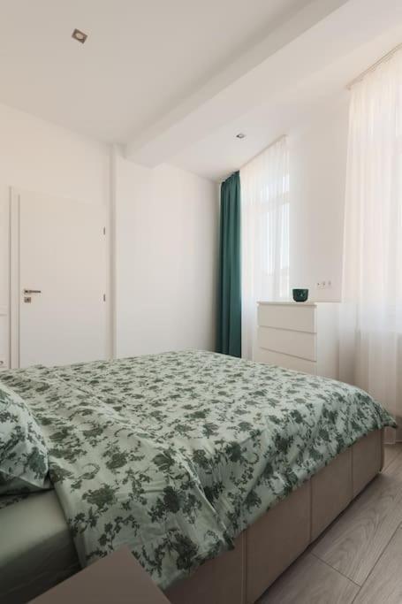 Ambassador Apartment 바이아마레 외부 사진